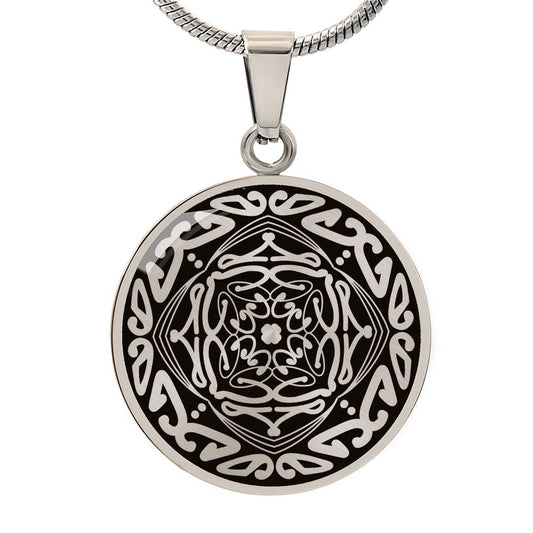 Wordala Word Mandala Necklace "COURAGE"