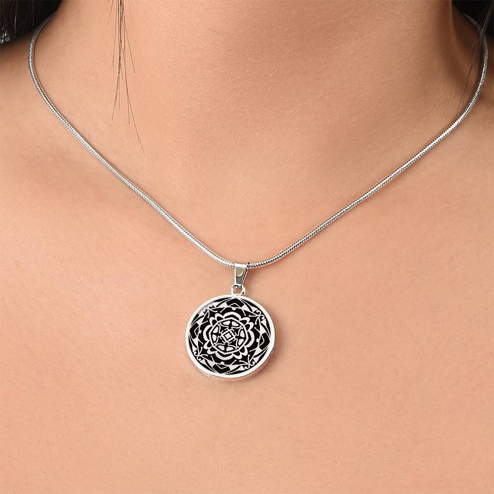 Wordala Word Mandala Necklace "WORTHY"